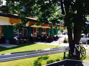 Bar Izložba Foto: Kava bar Urška